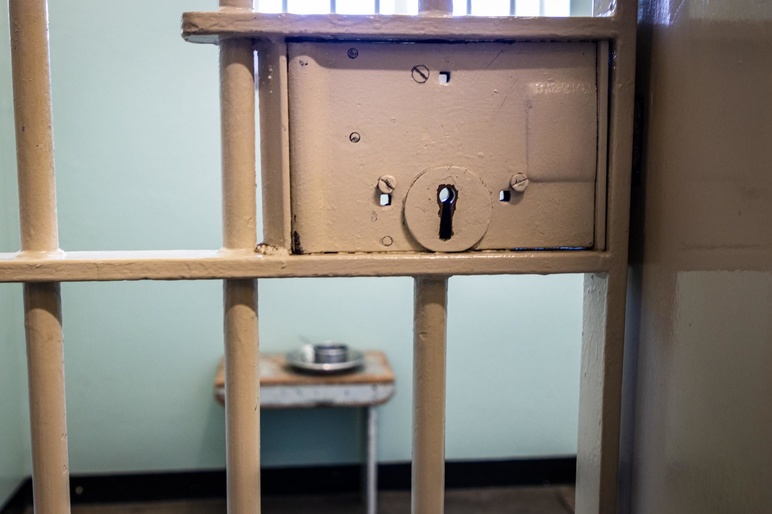 Prison Grant Durr unsplash