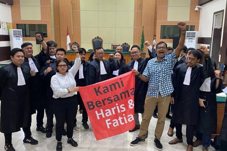 Fatia Maulidiyanti and Haris Azhar acquitted