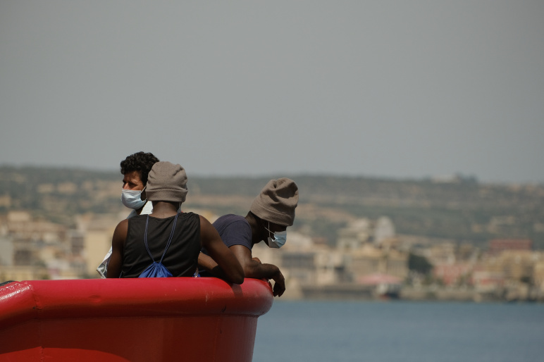 Migrants at sea